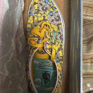 Simpson shoes with itchy and scratchy shoes print brand new size is 9.0 for men
